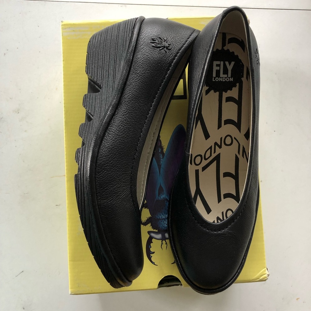 Fly London Black Leather Wedge Heels 8.5 NWT